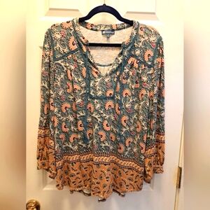 Democracy SOFT & COMFY TOP size large LIKE NEW braided ties LONG SLEEVES